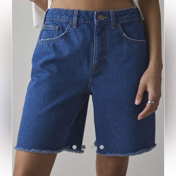 NWT BDG UO Tori Mid Rise Denim Jort Size 24 - Picture 5 of 14